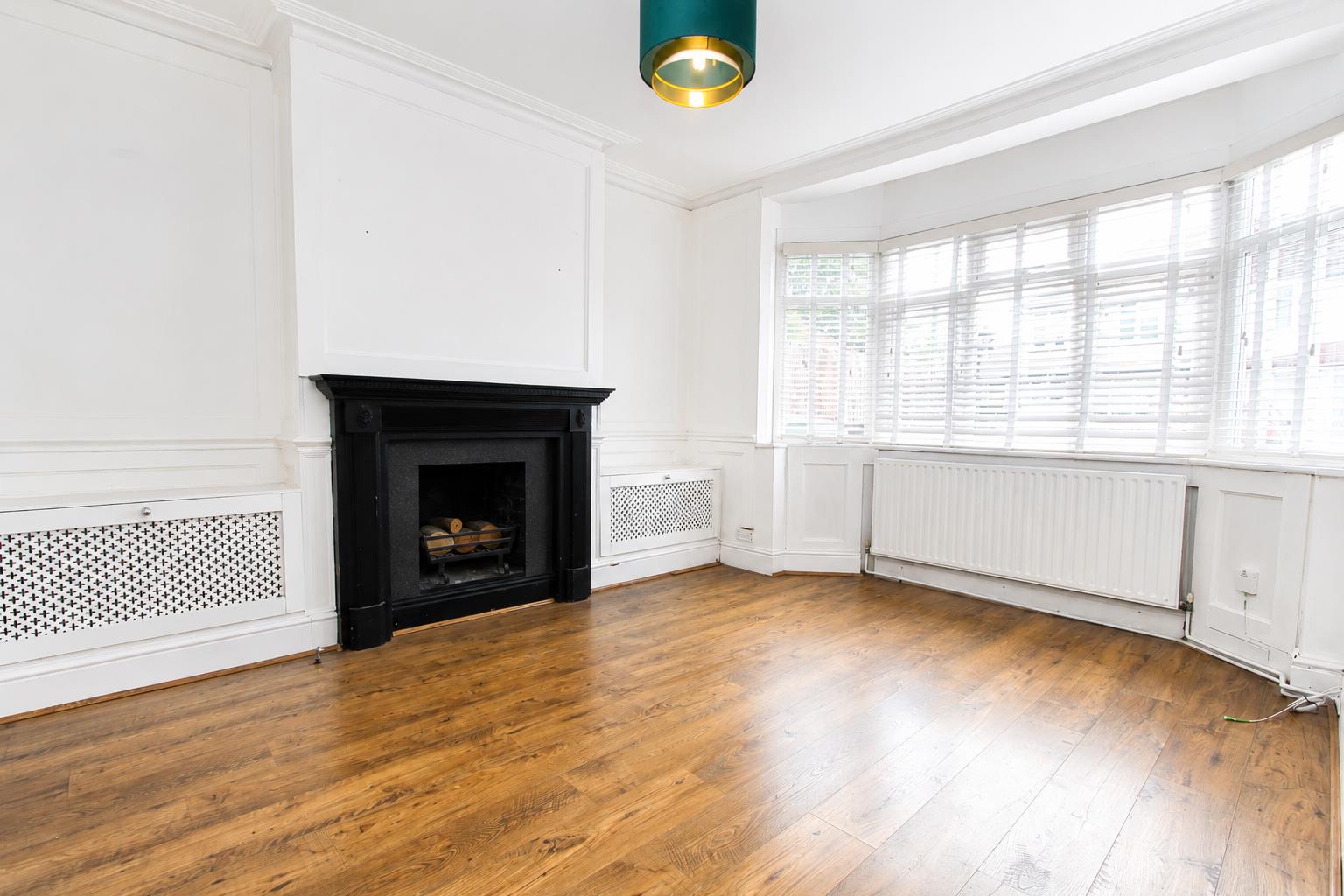 Hindhead Way, Wallington